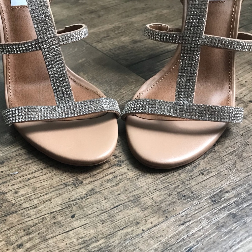 Steve Madden RECCA in Nude - Picture 5 of 9